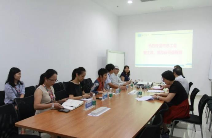 ������ģ���񣬣����������ܹ�����ݰ��������ģ������